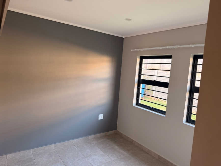 3 Bedroom Property for Sale in Lotus Gardens Gauteng