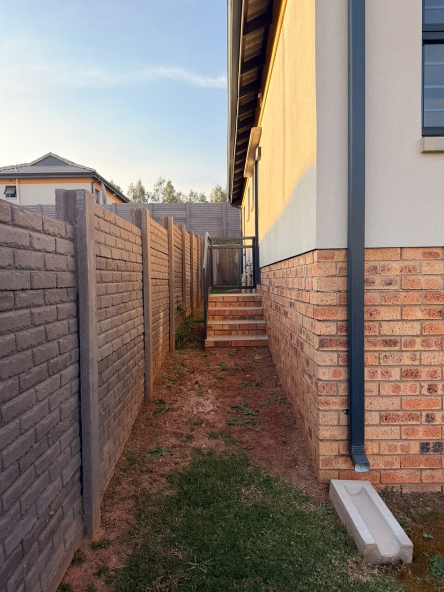 3 Bedroom Property for Sale in Lotus Gardens Gauteng