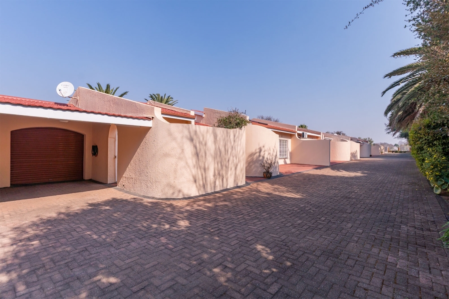 2 Bedroom Property for Sale in Sharon Park Gauteng