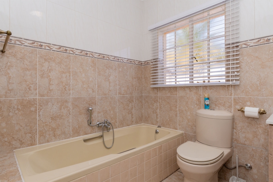 2 Bedroom Property for Sale in Sharon Park Gauteng