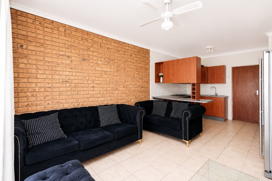 2 Bedroom Property for Sale in Honeypark Gauteng