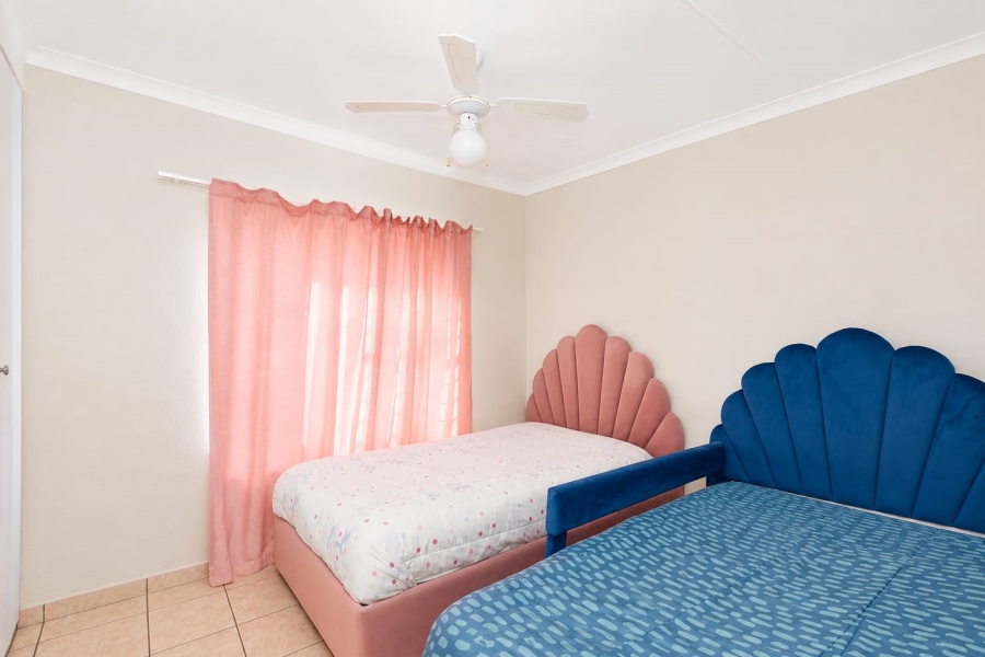2 Bedroom Property for Sale in Honeypark Gauteng