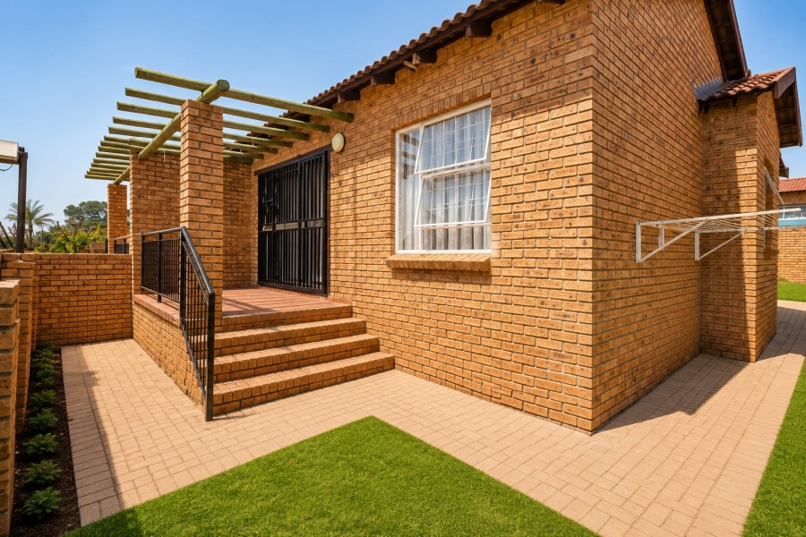 2 Bedroom Property for Sale in Honeypark Gauteng