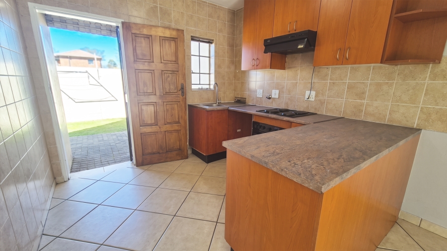 3 Bedroom Property for Sale in Illiondale Gauteng