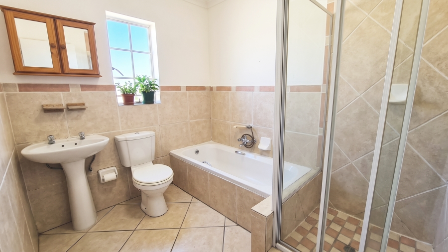 3 Bedroom Property for Sale in Illiondale Gauteng