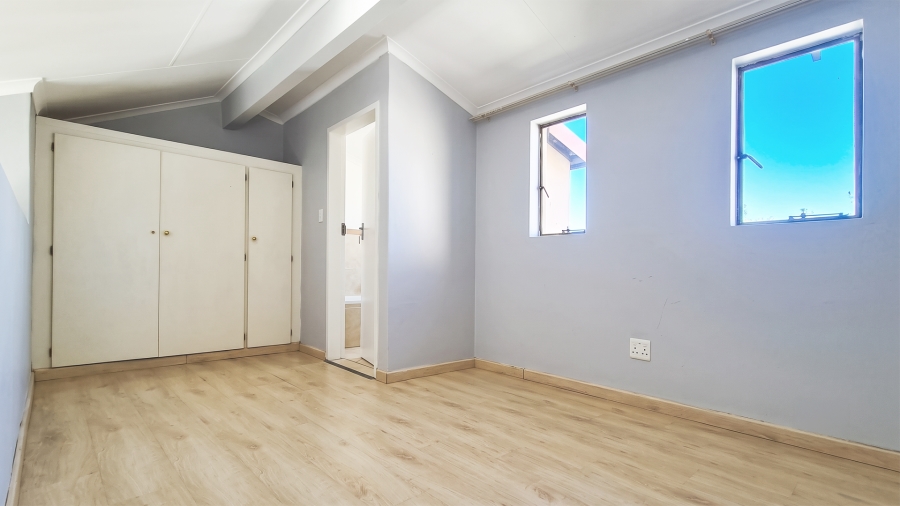 3 Bedroom Property for Sale in Illiondale Gauteng