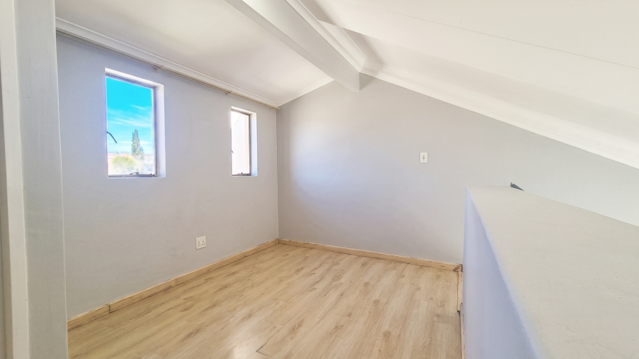 3 Bedroom Property for Sale in Illiondale Gauteng