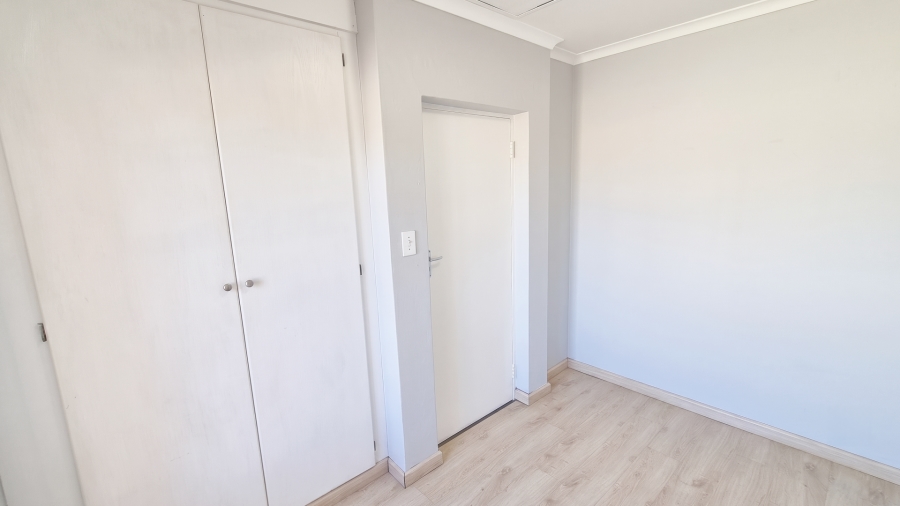 3 Bedroom Property for Sale in Illiondale Gauteng