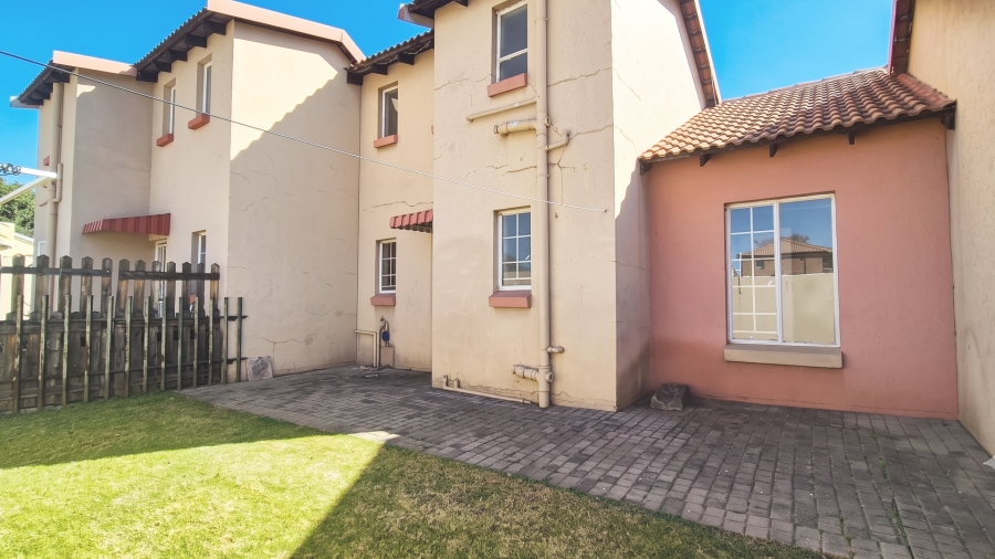 3 Bedroom Property for Sale in Illiondale Gauteng