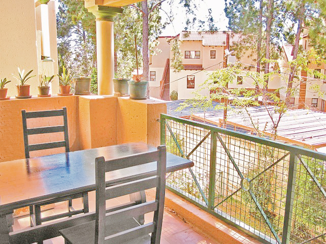 To Let 2 Bedroom Property for Rent in Bryanston Gauteng