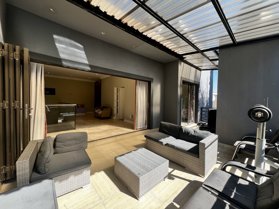To Let 3 Bedroom Property for Rent in Carlswald Estate Gauteng