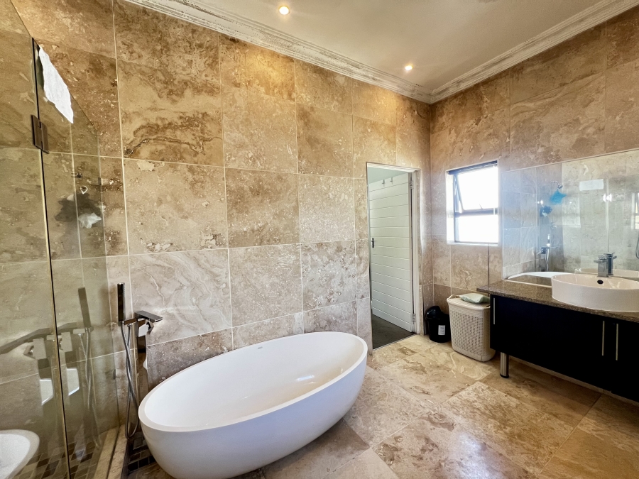 To Let 3 Bedroom Property for Rent in Carlswald Estate Gauteng