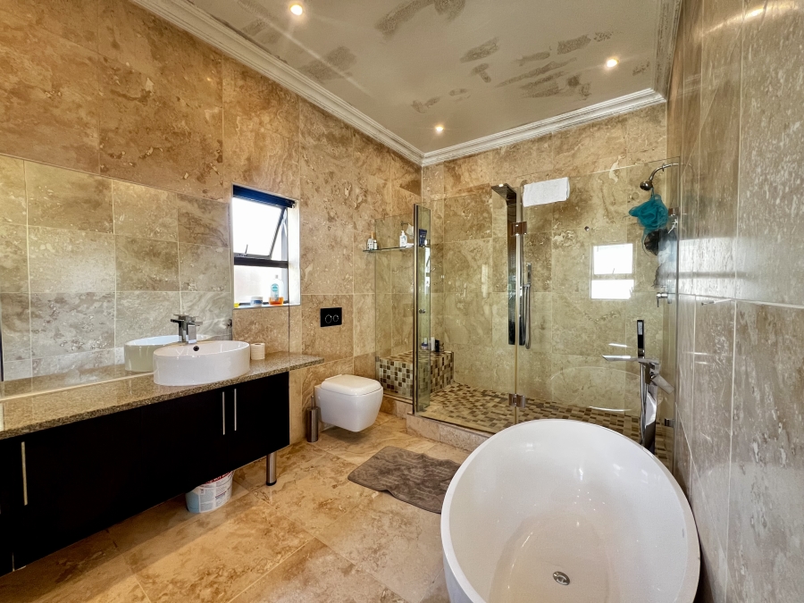 To Let 3 Bedroom Property for Rent in Carlswald Estate Gauteng