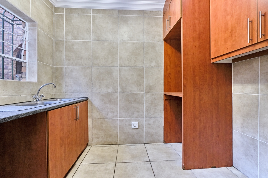 4 Bedroom Property for Sale in Helderkruin View Gauteng