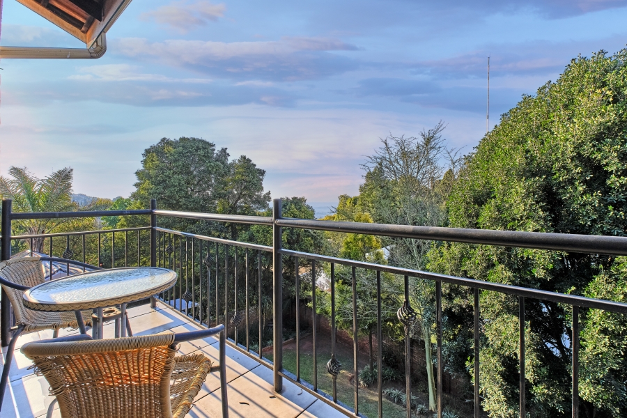 4 Bedroom Property for Sale in Helderkruin View Gauteng