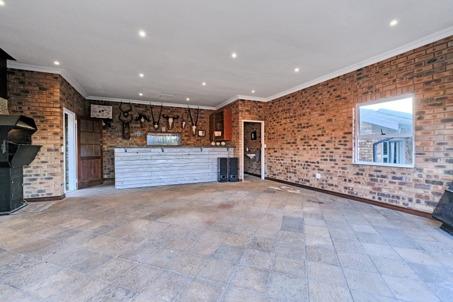 4 Bedroom Property for Sale in Helderkruin View Gauteng
