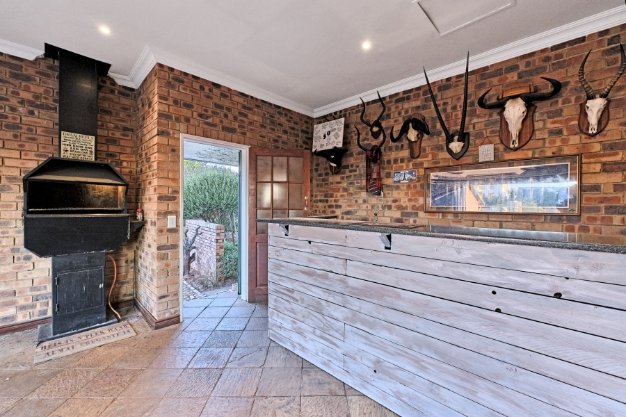 4 Bedroom Property for Sale in Helderkruin View Gauteng