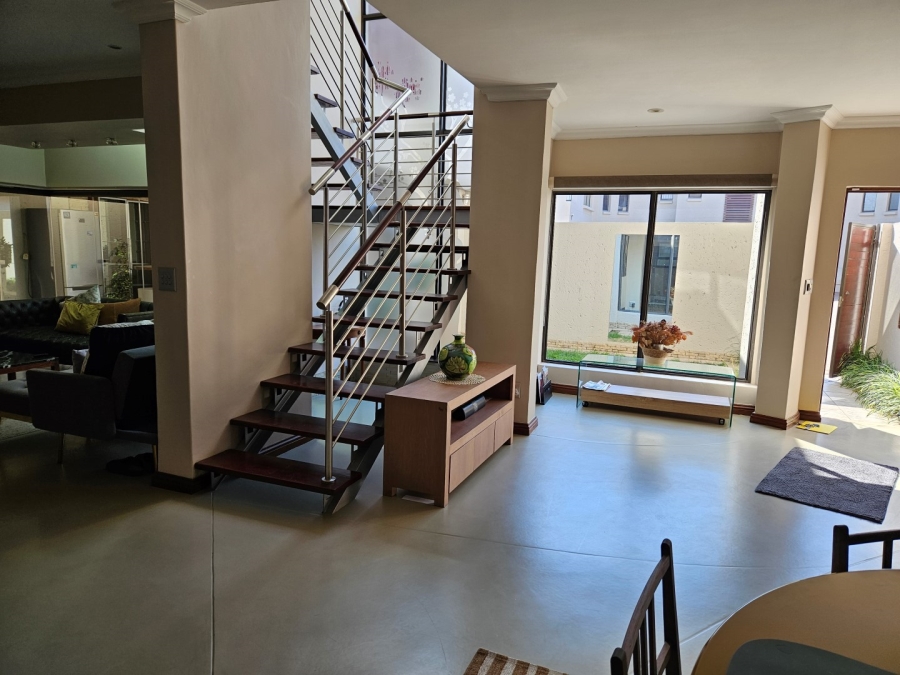 To Let 3 Bedroom Property for Rent in Hyde Park Gauteng