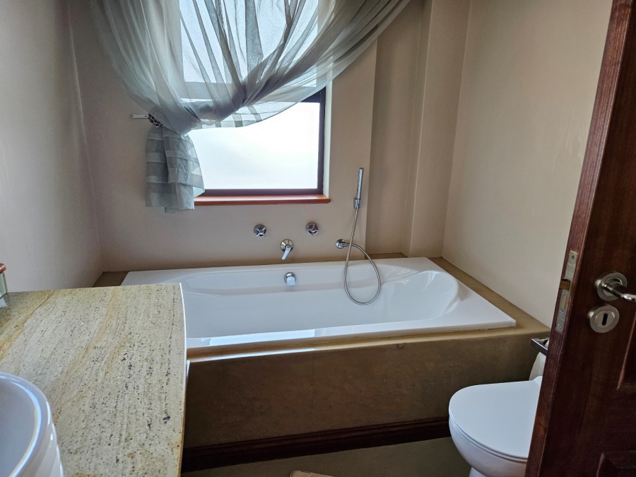 To Let 3 Bedroom Property for Rent in Hyde Park Gauteng