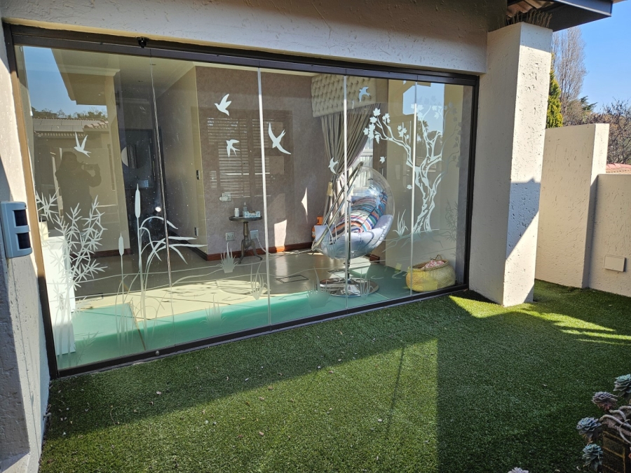 To Let 3 Bedroom Property for Rent in Hyde Park Gauteng