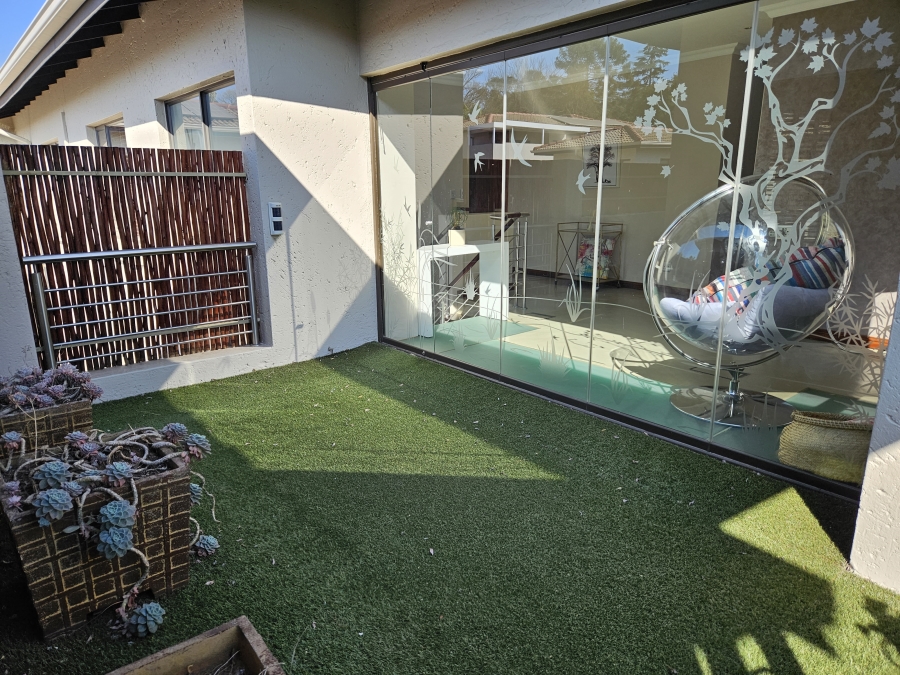 To Let 3 Bedroom Property for Rent in Hyde Park Gauteng