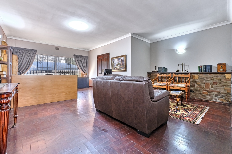 4 Bedroom Property for Sale in Florida Hills Gauteng
