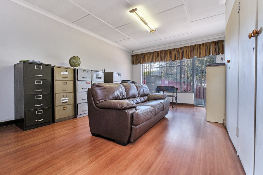 4 Bedroom Property for Sale in Florida Hills Gauteng