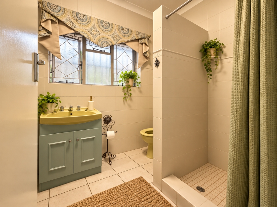 4 Bedroom Property for Sale in Florida Hills Gauteng