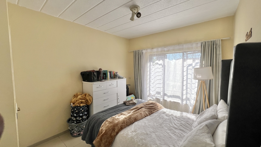 2 Bedroom Property for Sale in Paulshof Gauteng