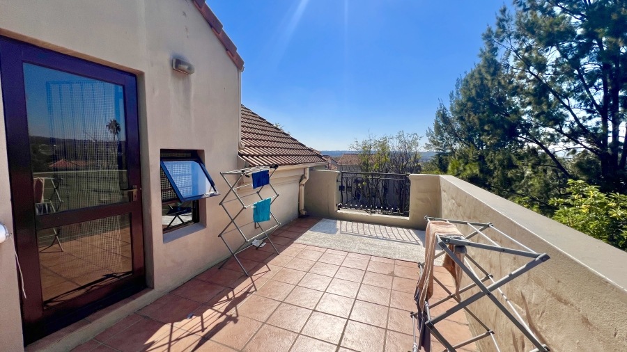 2 Bedroom Property for Sale in Paulshof Gauteng