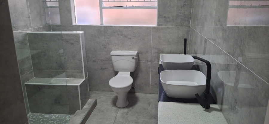 3 Bedroom Property for Sale in Buccleuch Gauteng
