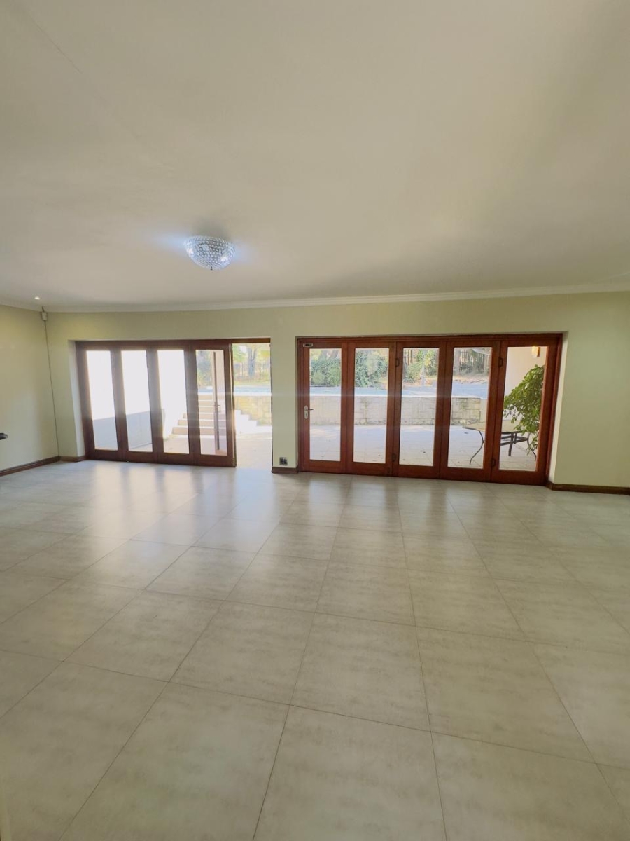 To Let 4 Bedroom Property for Rent in Vorna Valley Gauteng