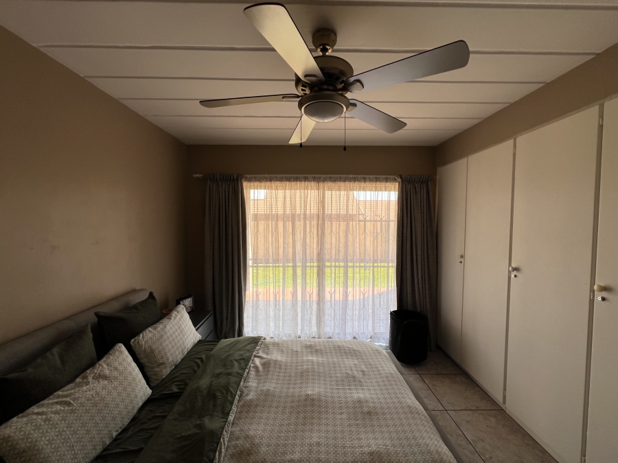 To Let 2 Bedroom Property for Rent in Randhart Gauteng