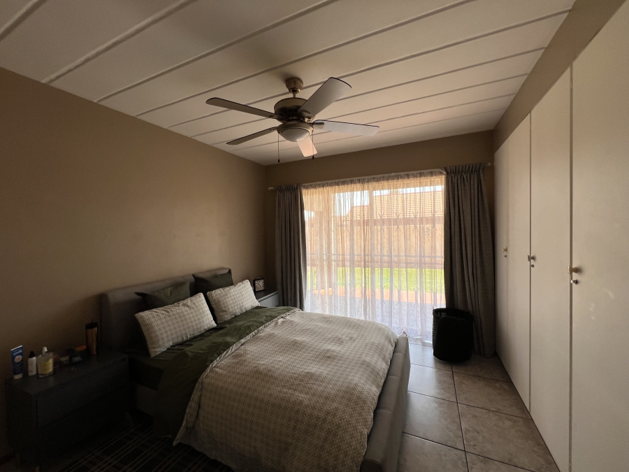 To Let 2 Bedroom Property for Rent in Randhart Gauteng