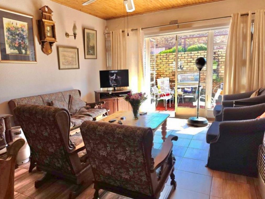3 Bedroom Property for Sale in Monument Gauteng