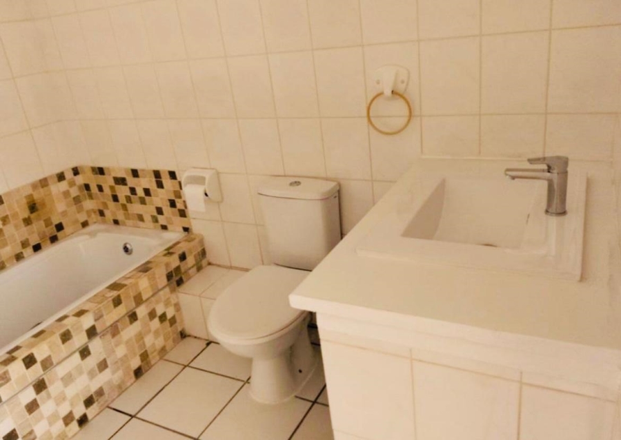 4 Bedroom Property for Sale in Kenmare Gauteng