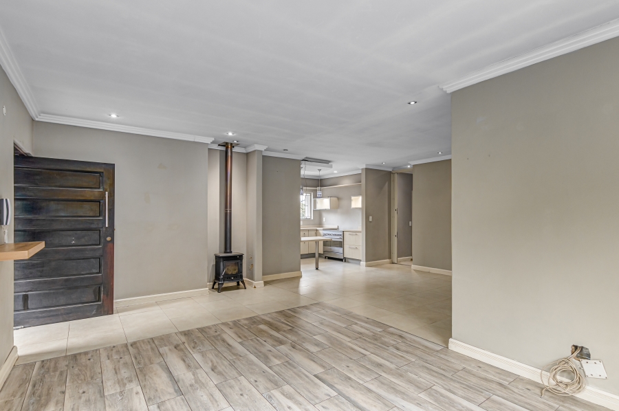 To Let 4 Bedroom Property for Rent in Olivedale Gauteng