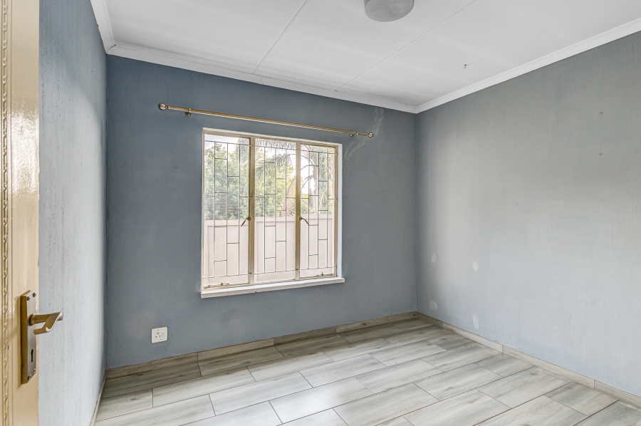 To Let 4 Bedroom Property for Rent in Olivedale Gauteng