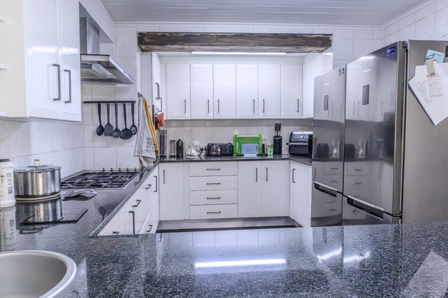 To Let 3 Bedroom Property for Rent in Chartwell Gauteng
