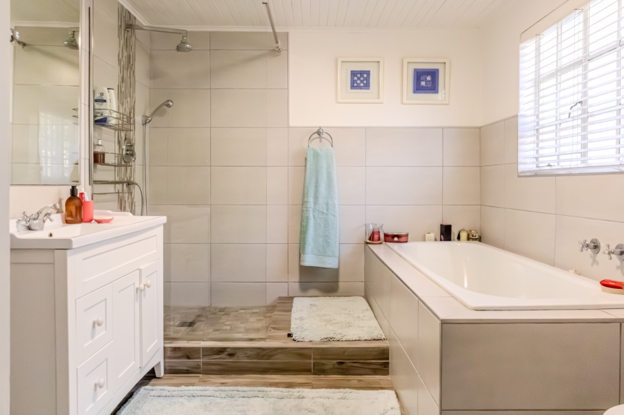 To Let 3 Bedroom Property for Rent in Chartwell Gauteng