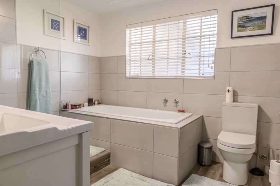 To Let 3 Bedroom Property for Rent in Chartwell Gauteng