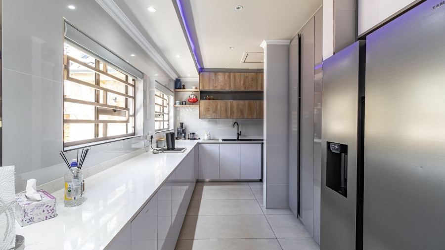 3 Bedroom Property for Sale in Morehill Gauteng