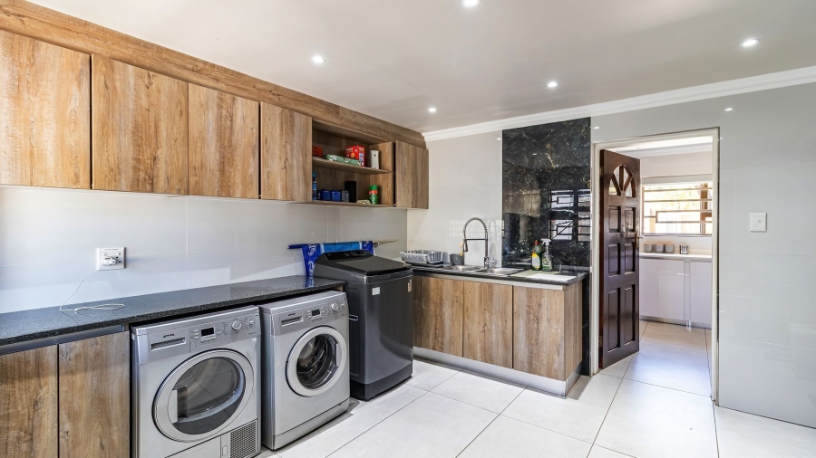 3 Bedroom Property for Sale in Morehill Gauteng