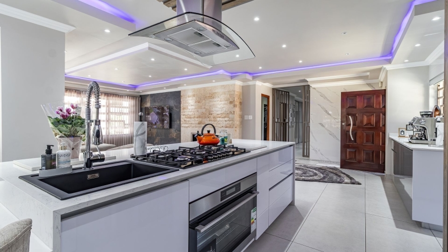 3 Bedroom Property for Sale in Morehill Gauteng
