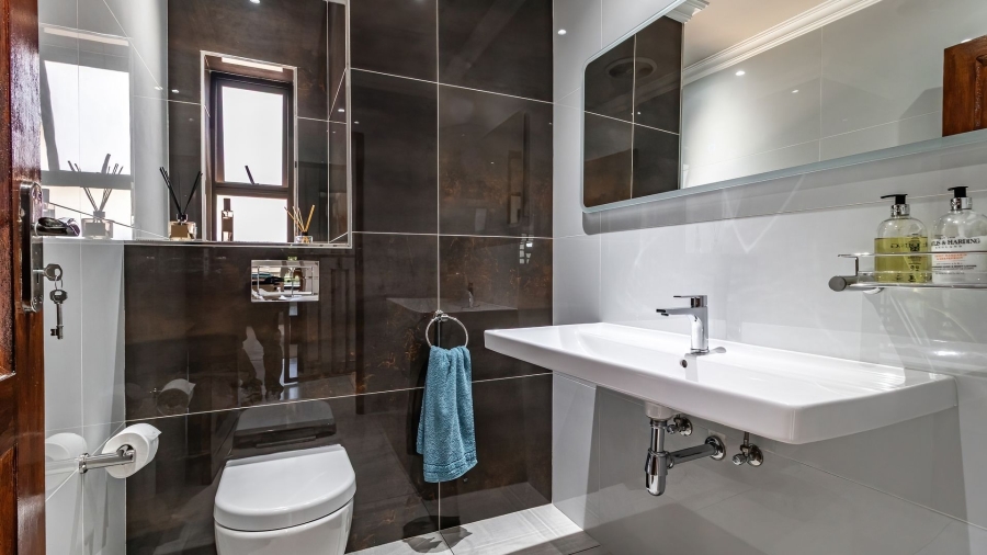 3 Bedroom Property for Sale in Morehill Gauteng