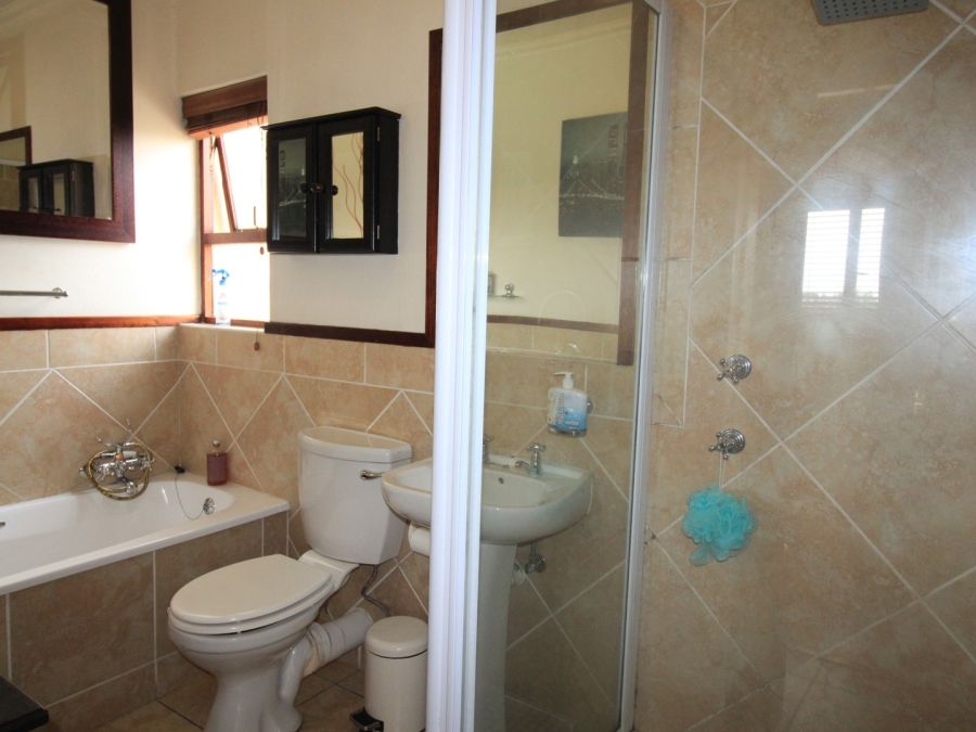 1 Bedroom Property for Sale in Lonehill Gauteng