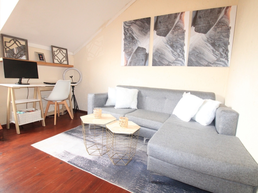 1 Bedroom Property for Sale in Lonehill Gauteng