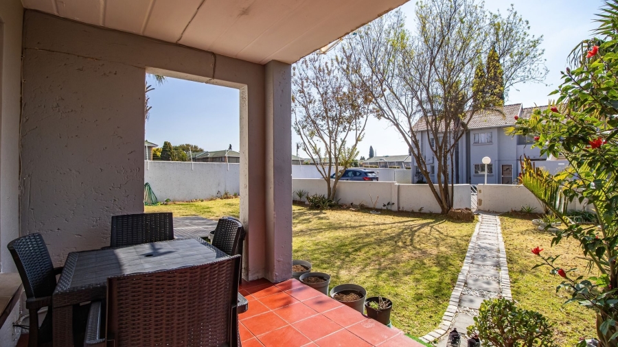 3 Bedroom Property for Sale in Glen Marais Gauteng
