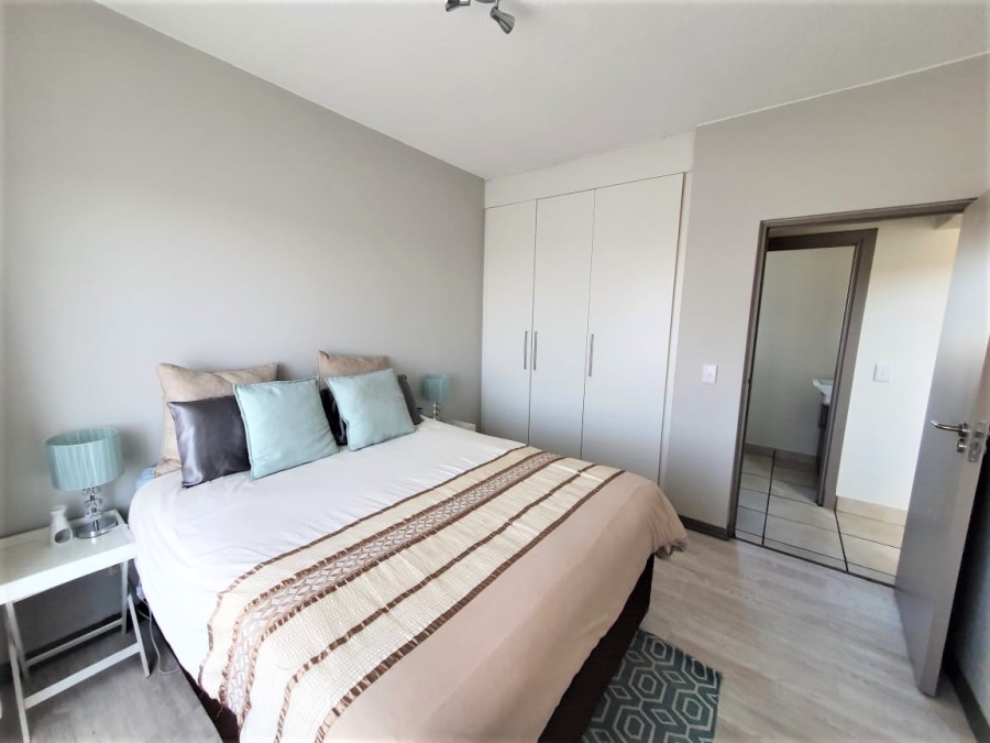 1 Bedroom Property for Sale in Douglasdale Gauteng