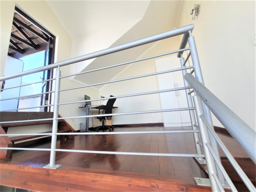 1 Bedroom Property for Sale in Douglasdale Gauteng